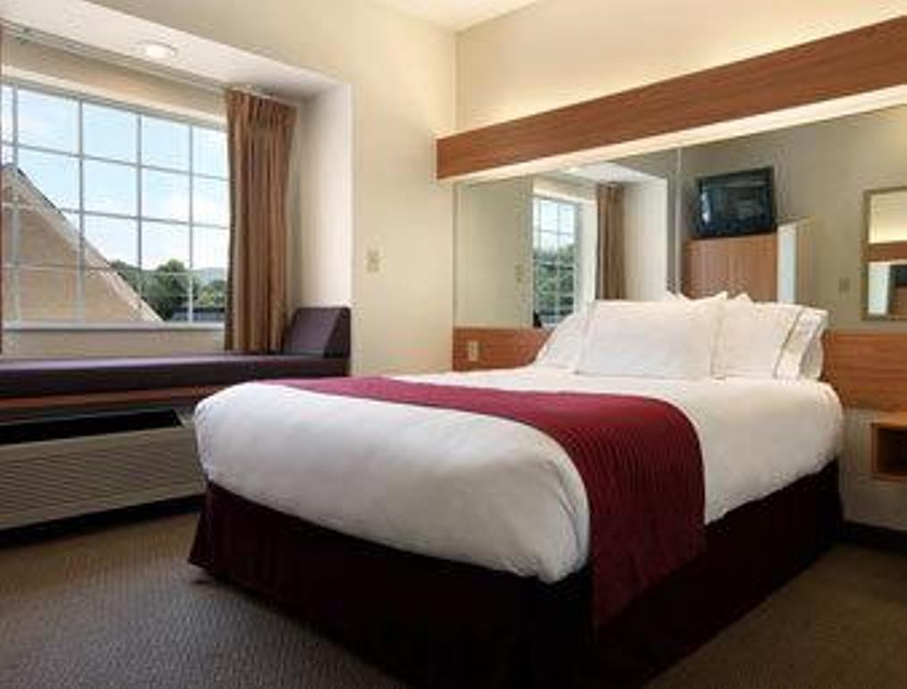 Quality Inn & Suites Роббинсвилл Экстерьер фото