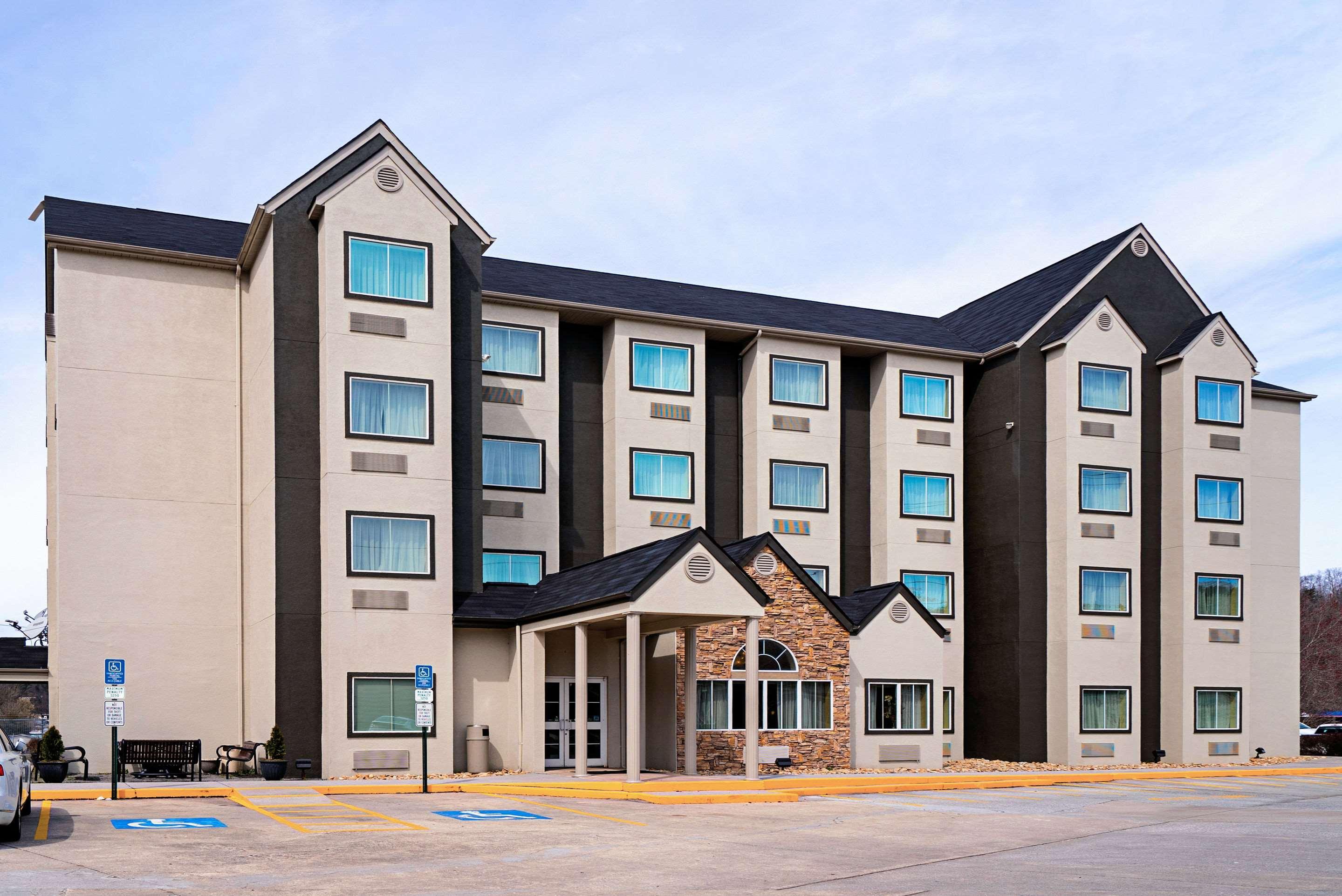 Quality Inn & Suites Роббинсвилл Экстерьер фото