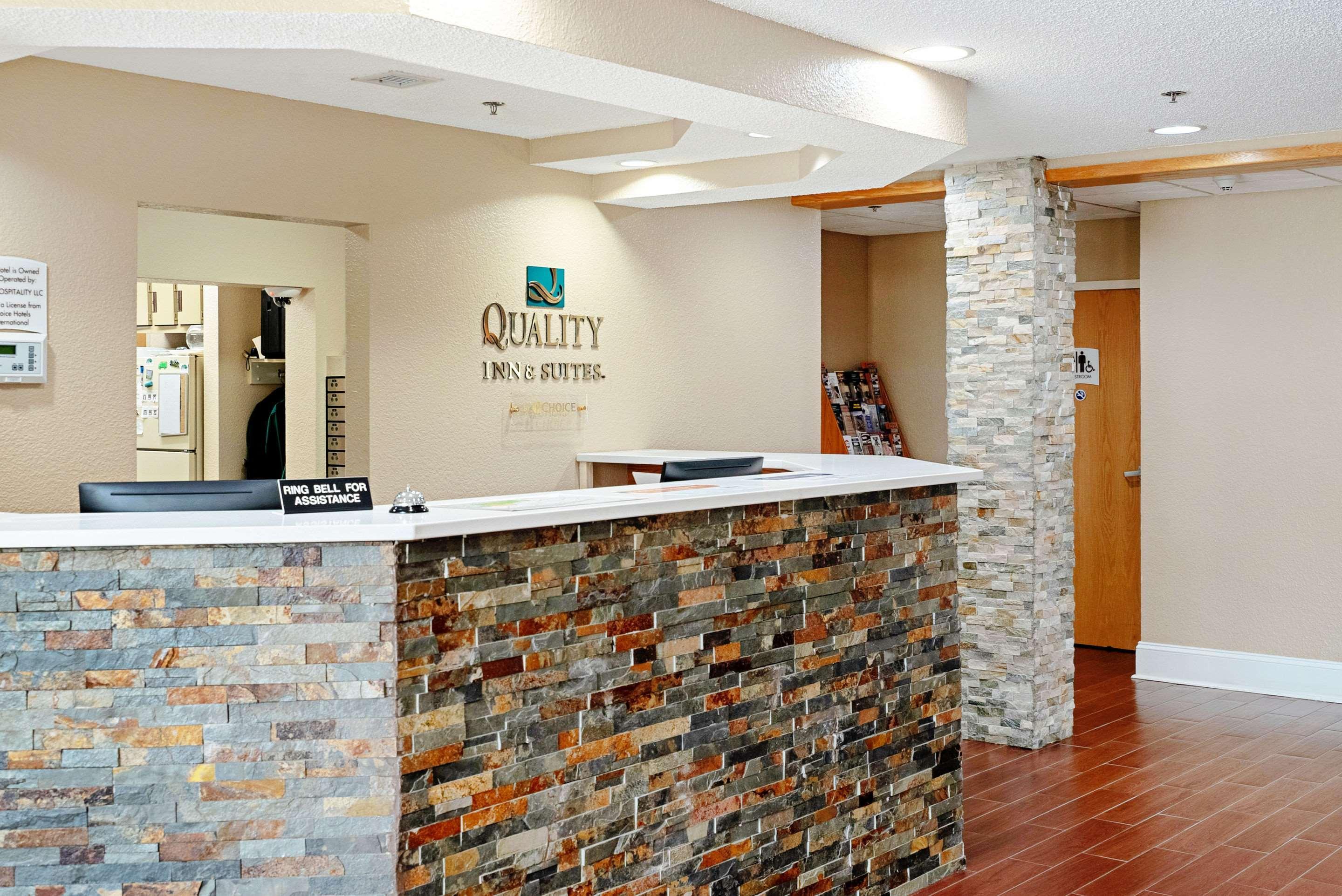 Quality Inn & Suites Роббинсвилл Экстерьер фото