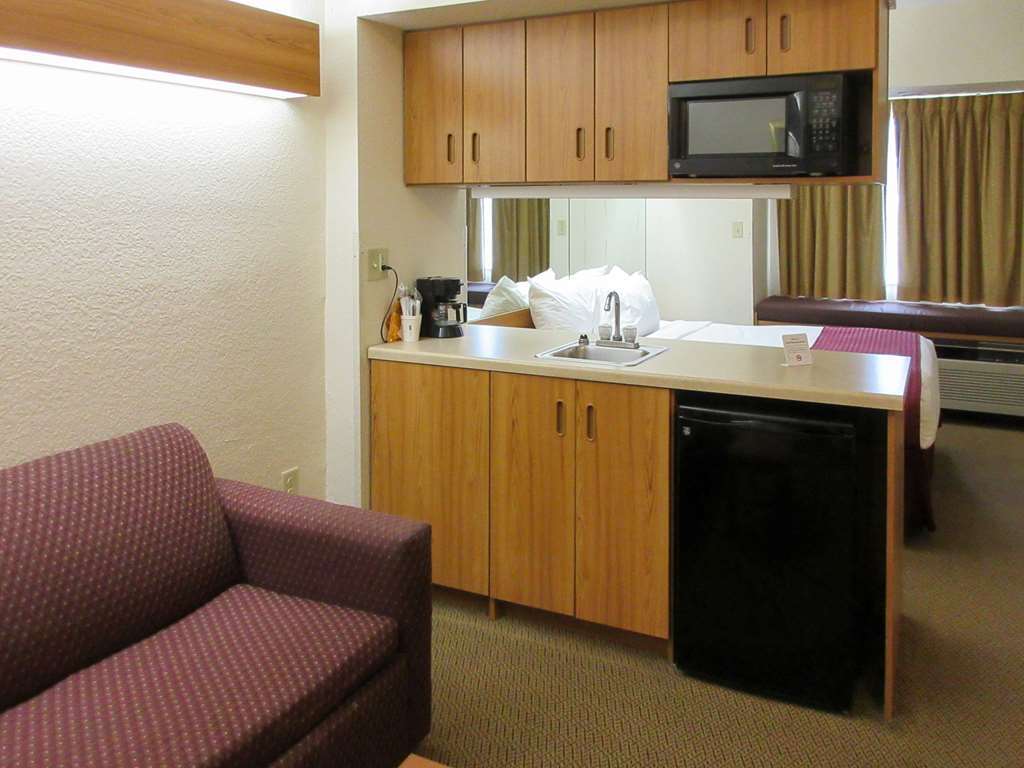 Quality Inn & Suites Роббинсвилл Номер фото